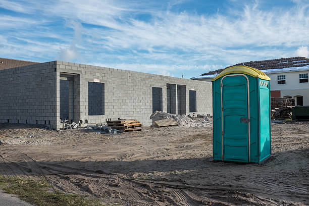 Portable bathroom rental in Pekin, IL